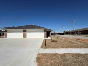 Building Photo - 308 Liam Dr