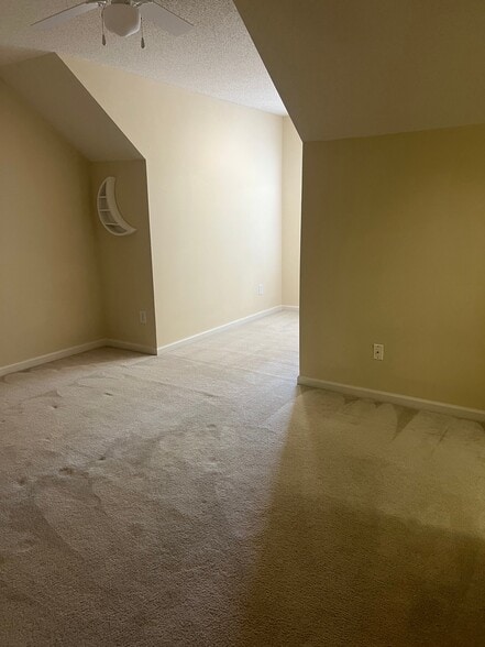 Building Photo - 5016 Bartholomew's Ln