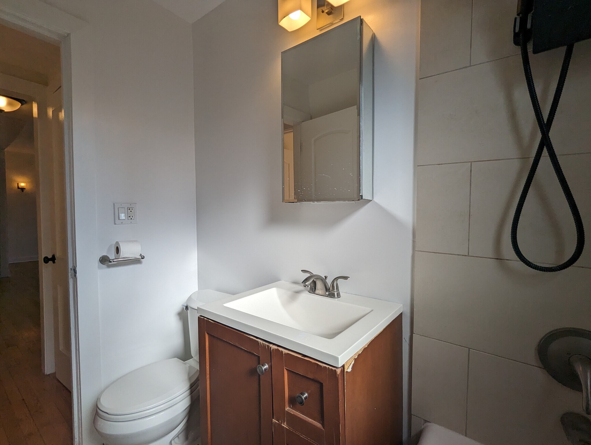 Building Photo - 4040 N Ashland Ave