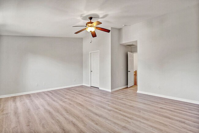 Building Photo - 11701 Coppergate Dr