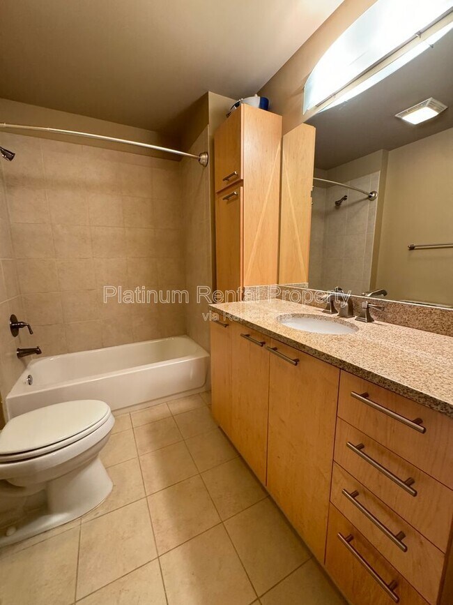 Building Photo - 264 19th St NW