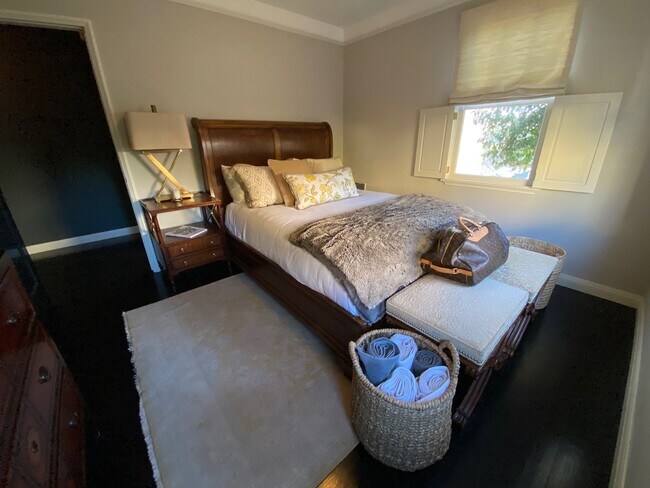 Bedroom 1 - 1521 Parmer Ave