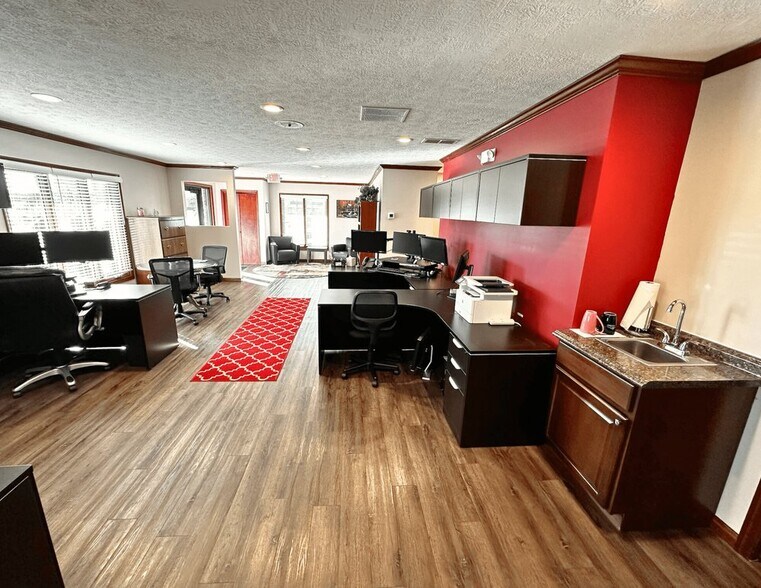 Building Photo - 7620 Farmsbury Dr