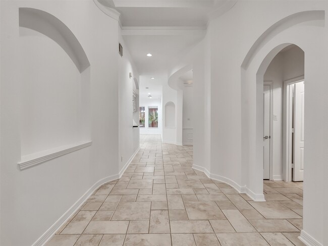 Building Photo - 1211 Sterling Ct