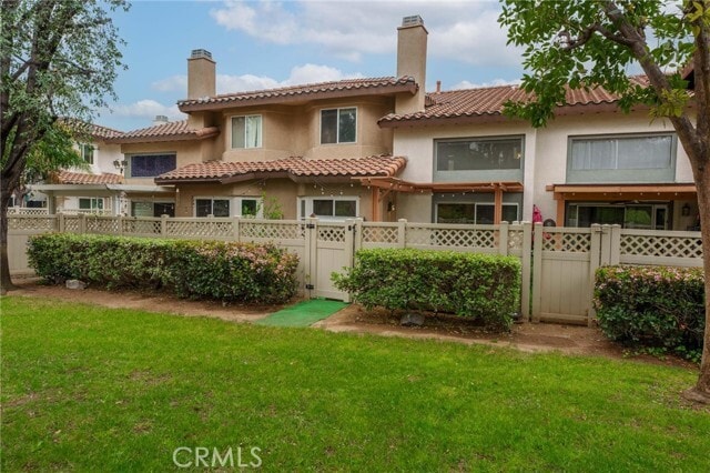 Building Photo - 12948 Ave Empresa