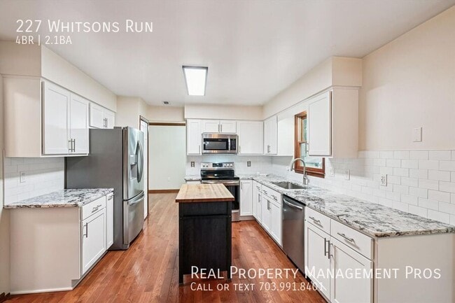 Building Photo - 227 Whitson's Run