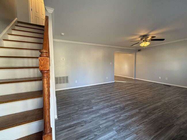 Building Photo - Tastefully Updated 4 Bedroom Home.