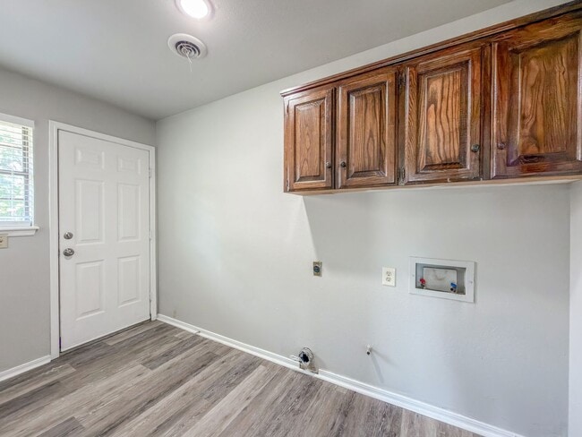 Building Photo - 35 Aberdeen Cir