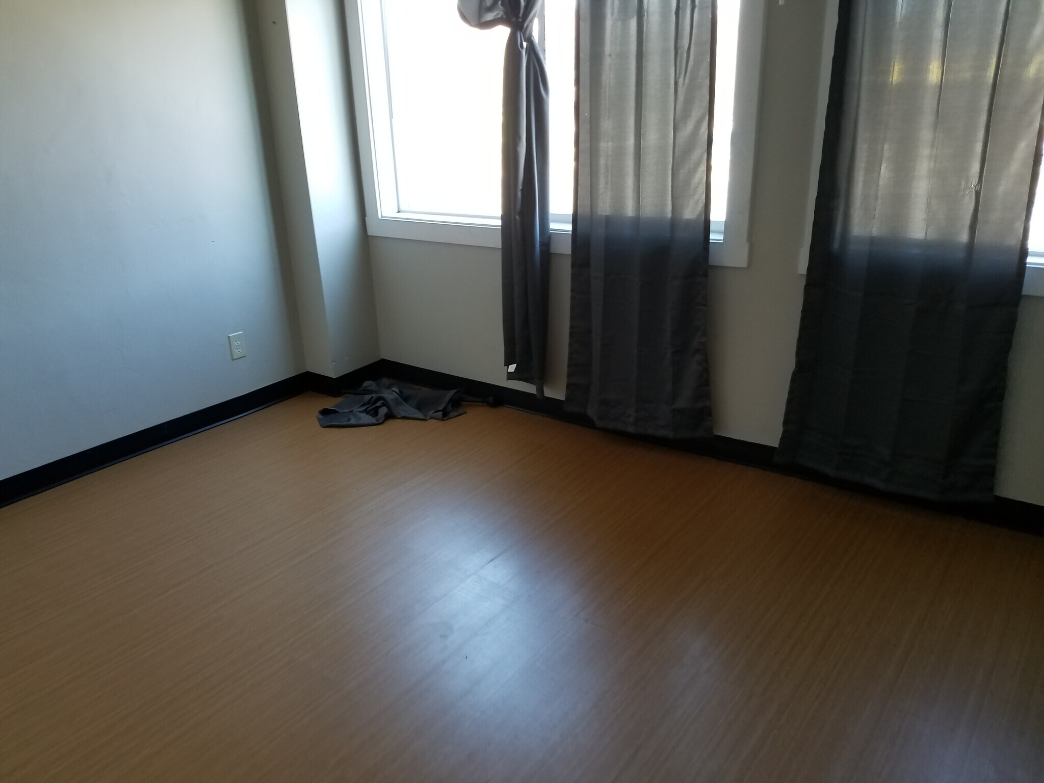 Building Photo - 1526 S State St