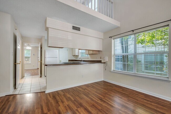 Building Photo - 3056 Royal Palm Way