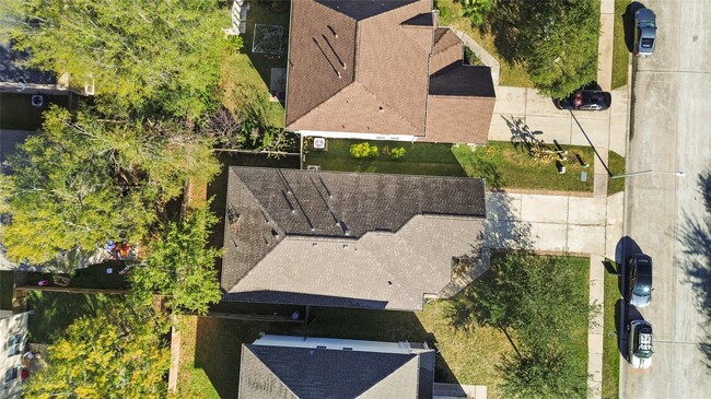 Building Photo - 16882 Blackberry Lily Ln