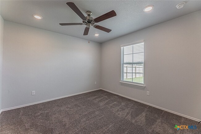 Building Photo - 1226 LEXINGTON Dr