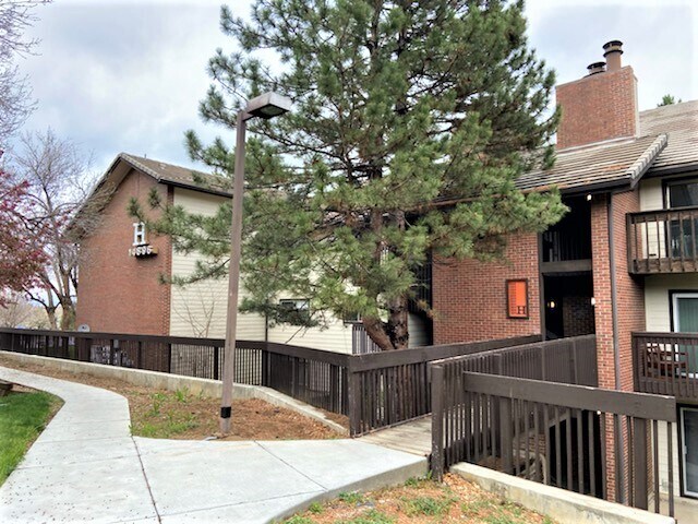 Building Photo - 14896 E 2nd Ave