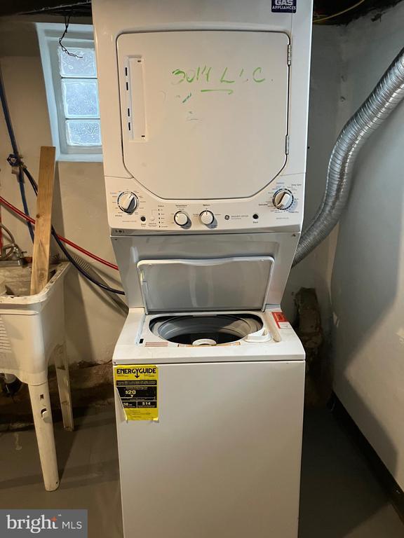 Building Photo - 3014 Memphis St