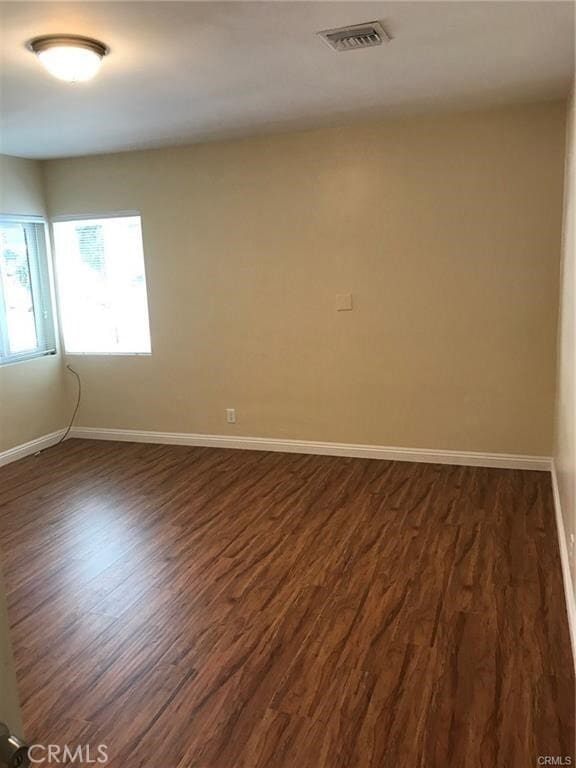 Building Photo - 5609 Welland Ave