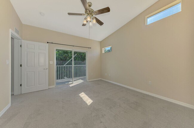 Building Photo - Beautiful 3/2 in Tara Community