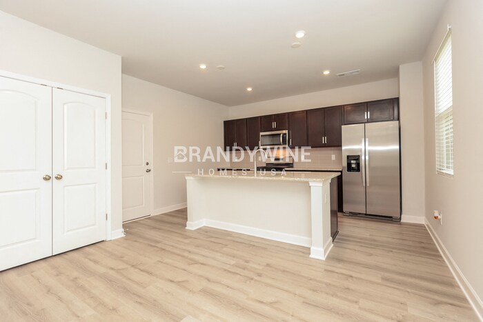 Building Photo - 325 Dearborn Sta