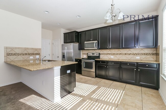 Building Photo - Beautiful two story Townhouse