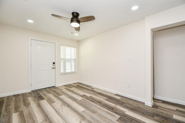 Building Photo - 3715 St Charles St