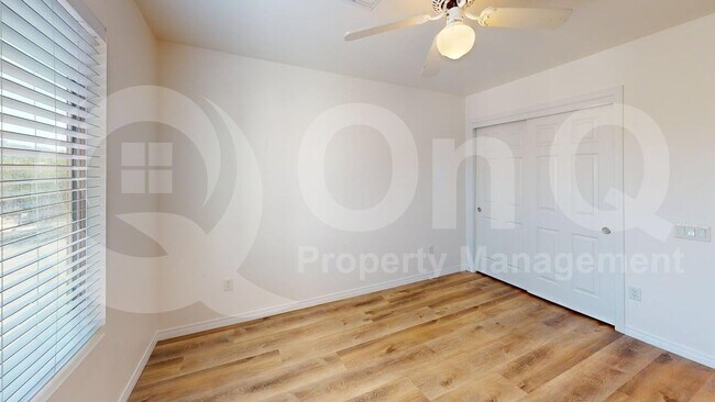 Building Photo - 11024 E Midnight Moon Ln