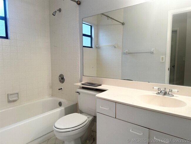 Building Photo - 10461 NW 12th Ct