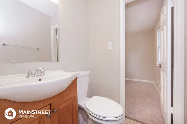 Building Photo - 6690 Vesta Brook Dr