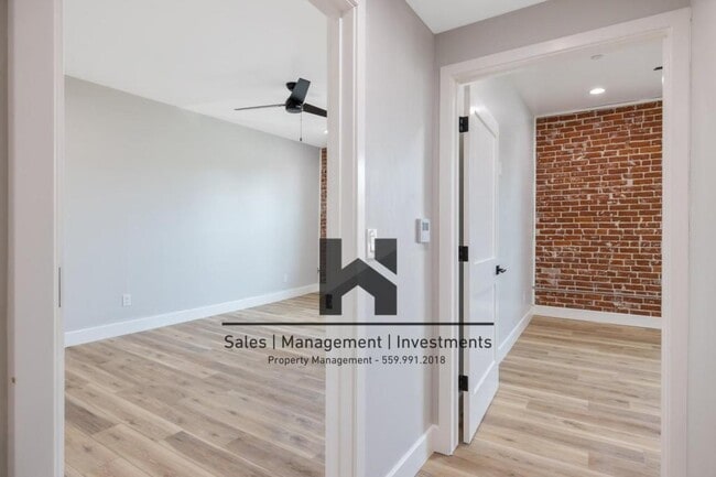 Building Photo - 151 S K St