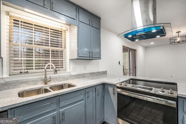 Building Photo - 3343 Spring Meadow Ct