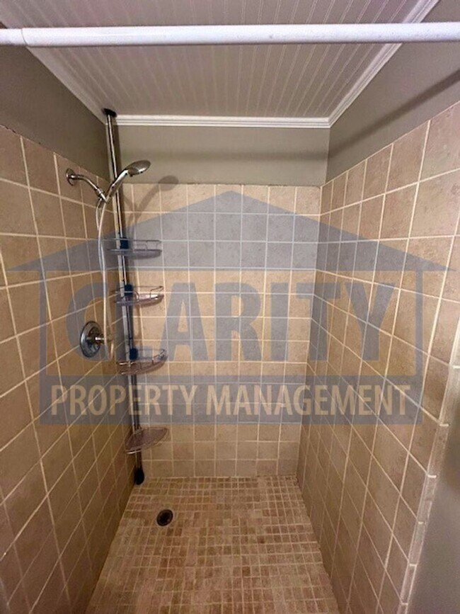 Building Photo - Remodeled three bedroom home on an acre lot!