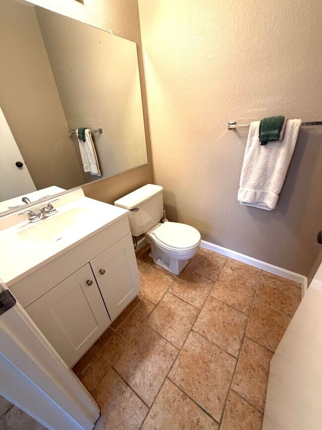 Building Photo - Beautiful 2-Story Home in the highly sought after Stanford Ranch community!