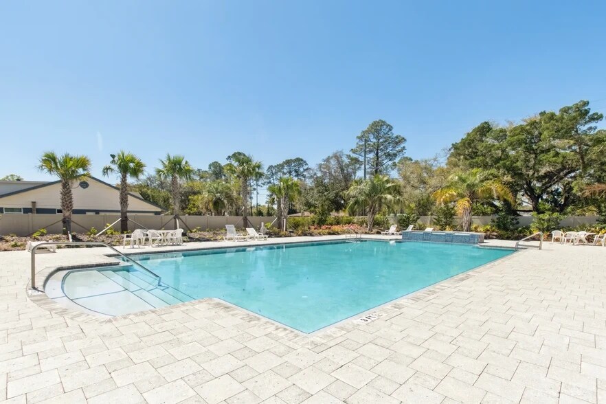 Community Pool - 13104 Bachara Way