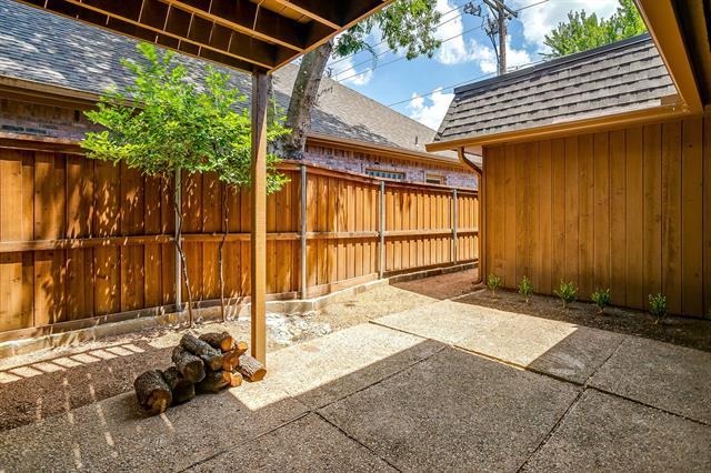 Building Photo - 5605 Collinwood Ave