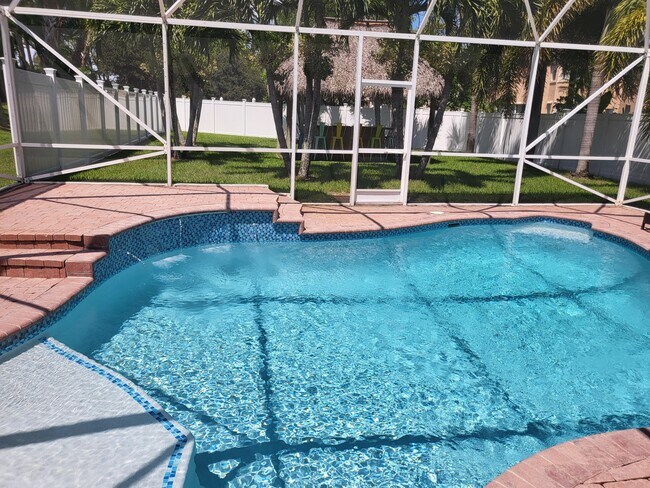 Building Photo - 1261 Gembrook Ct