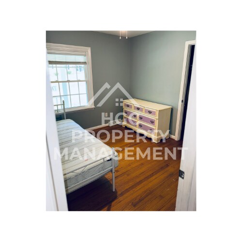 Building Photo - 507 Greenway Dr