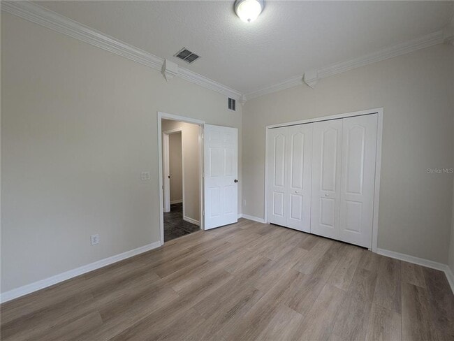 Building Photo - 9869 Heron Pointe Dr