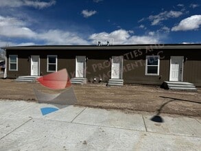 Building Photo - HCB-1116 &amp; 1118 Alamosa Avenue