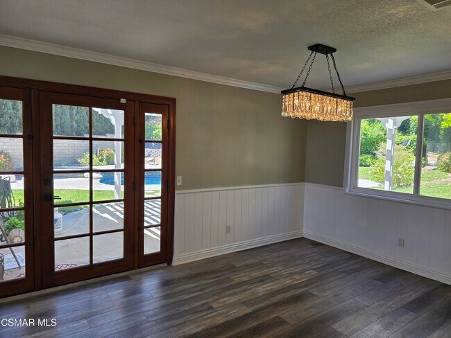 Building Photo - 3017 Klamath Ave