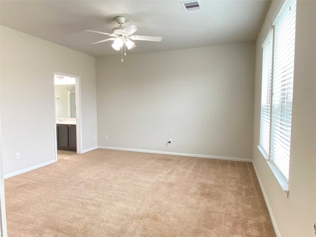 Building Photo - 819 Messina Ln