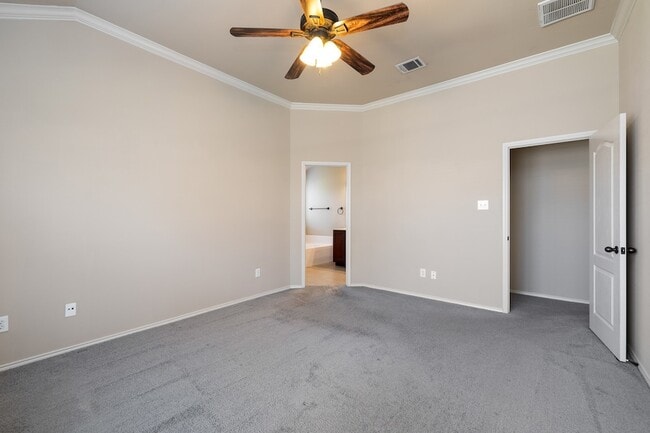 Building Photo - 6237 Chalk Hollow Dr