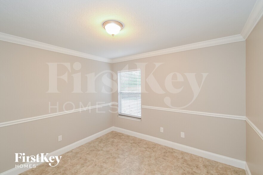 Building Photo - 12342 Carriann Cove Trail W