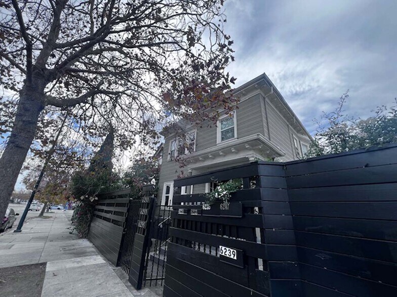 Building Photo - 6235 San Pablo Ave