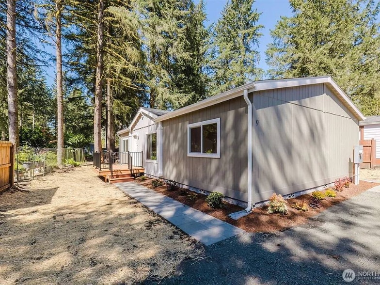 Building Photo - 2535 70th Ave SW