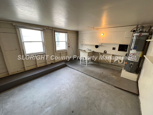 Building Photo - AVAILABLE MAY - Nice Apartment in Downtown SLO - 2 Bedroom / 1 Bathroom