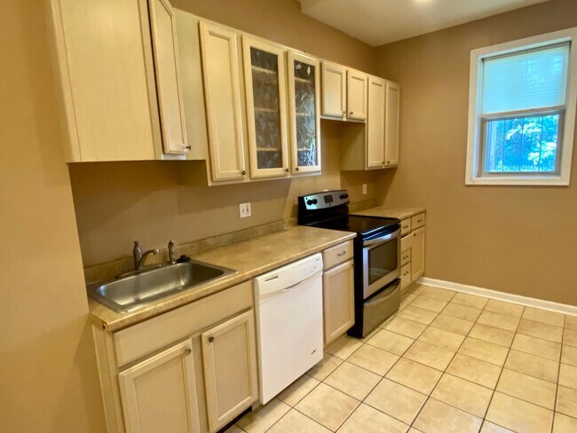 Building Photo - Charming 2 Bedroom/2 Bathroom Townhome in Harwood, Baltimore, MD!