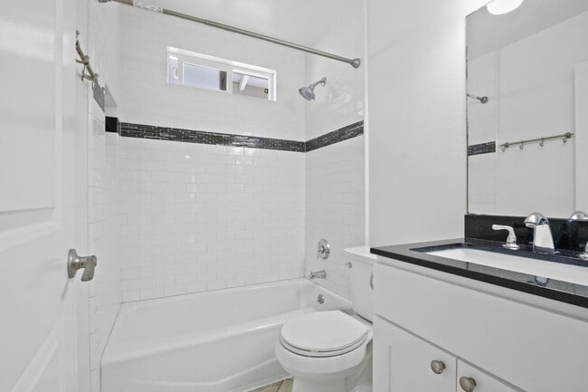 Building Photo - Welcome to the Eastgate Community of West ...