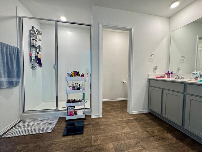 Building Photo - 120 Gerasa Dr