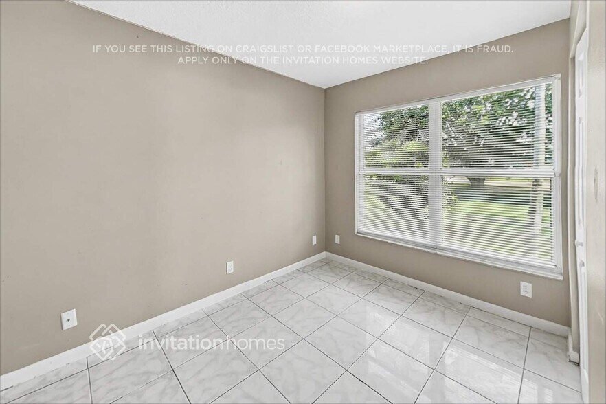 Building Photo - 17925 38th Rd N