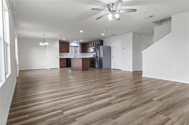 Building Photo - 1821 Waggoner Dr