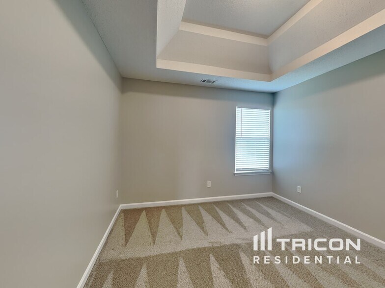 Building Photo - 1420 Shelnutt Ct