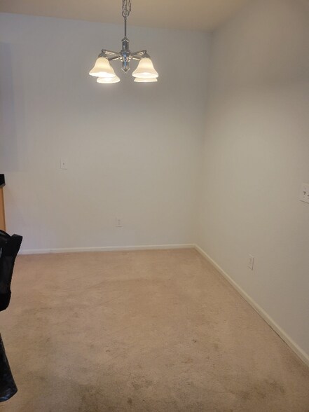 Building Photo - 1495 Blue Sky Way